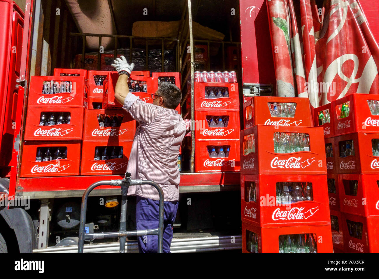 Coca-Cola İş İlanları: Açık Pozisyonlar ve Başvuru Bilgileri