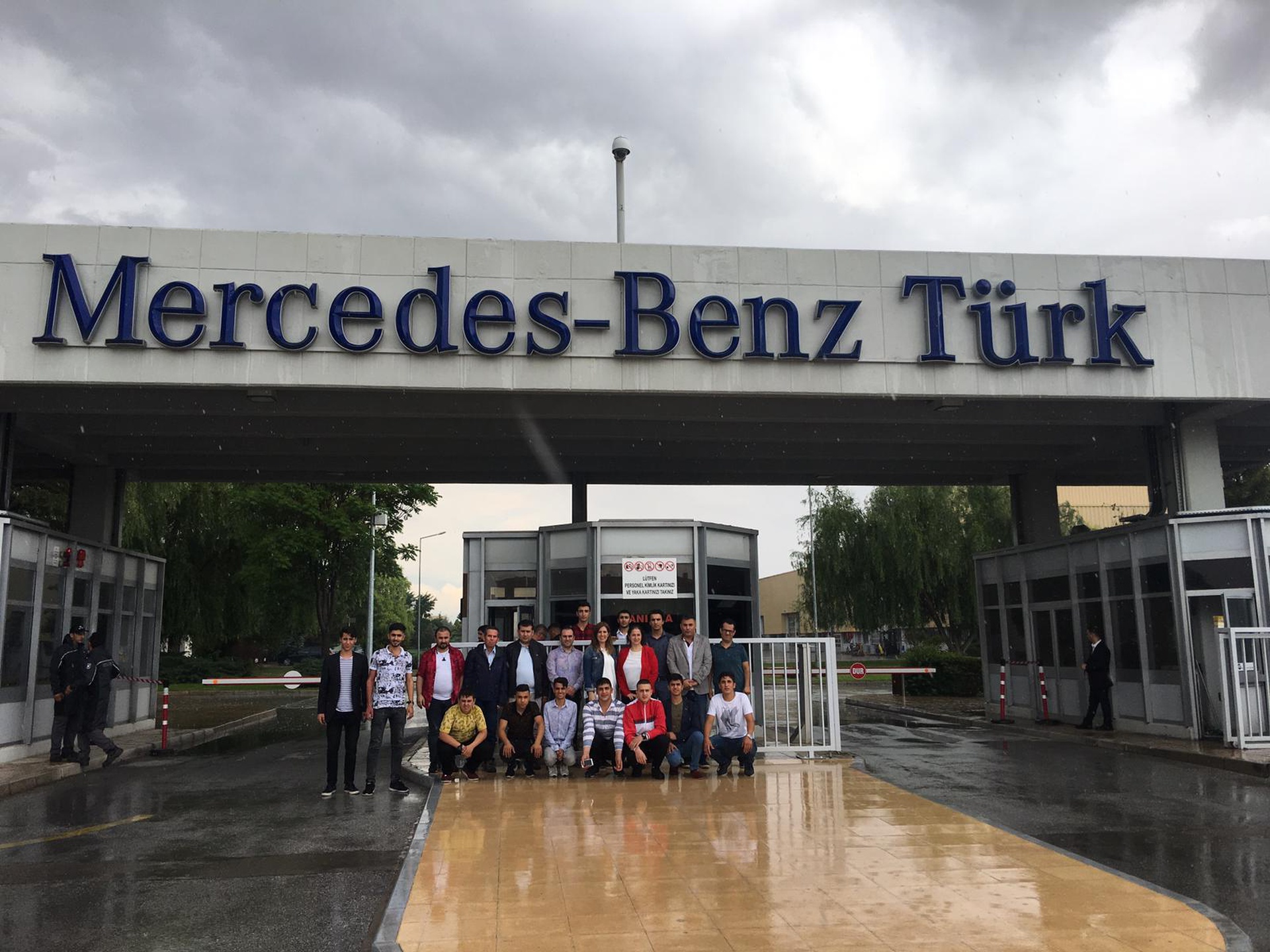 Mercedes-Benz Türk İş İlanları 5 Mercedes-Benz Türk İş Başvuru Formu: Açık Pozisyonlar ve Başvuru Adımları